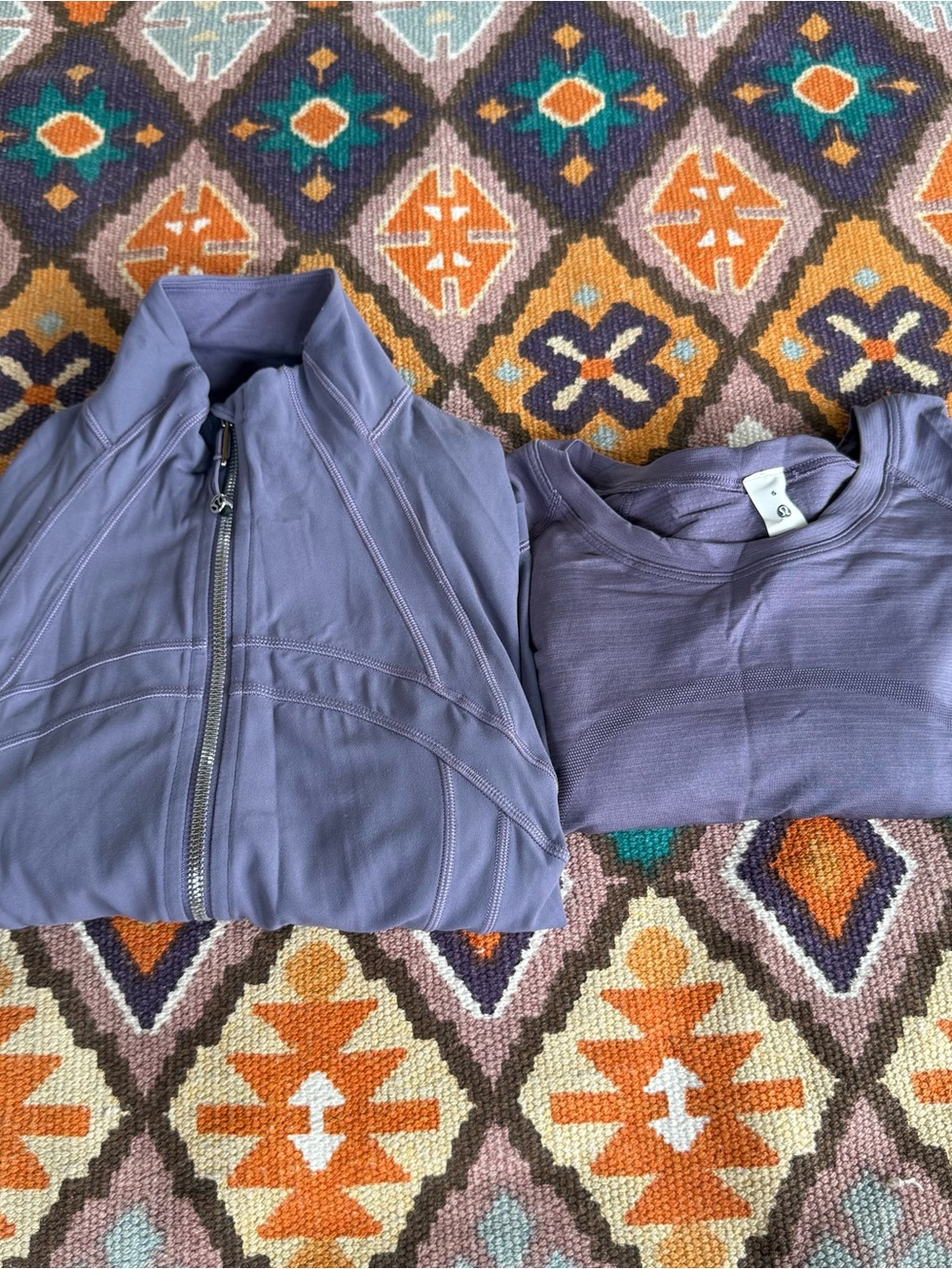 Lululemon Define Cropped Jacket Grape Mist Purple & Swiftly Long Sleeve Size 6